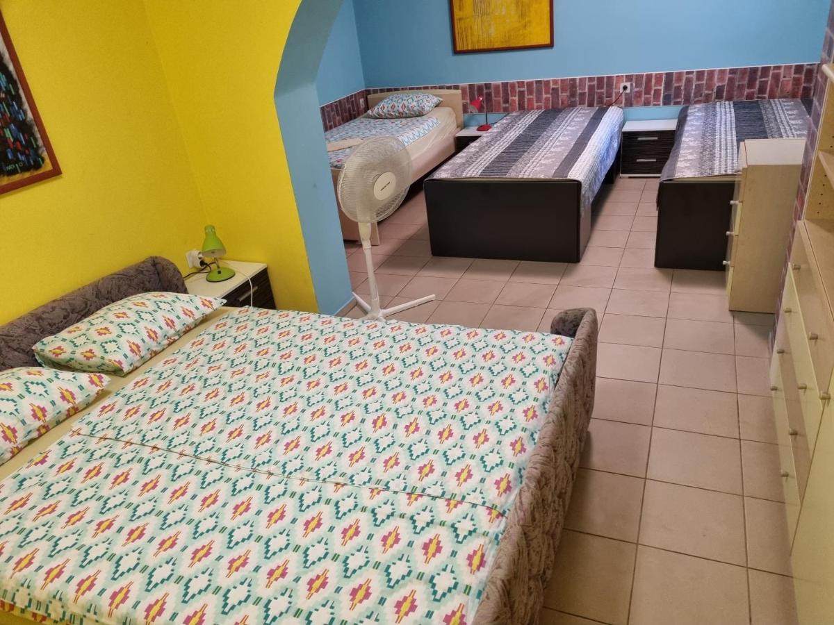 Apartments Jelena Peroj Εξωτερικό φωτογραφία