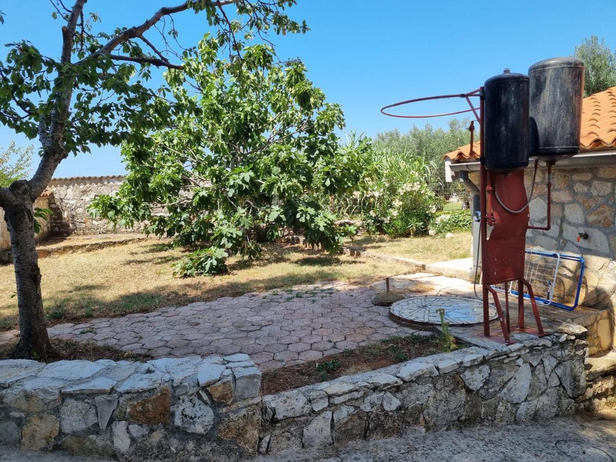 Apartments Jelena Peroj Εξωτερικό φωτογραφία