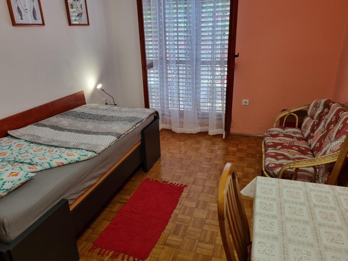 Apartments Jelena Peroj Εξωτερικό φωτογραφία